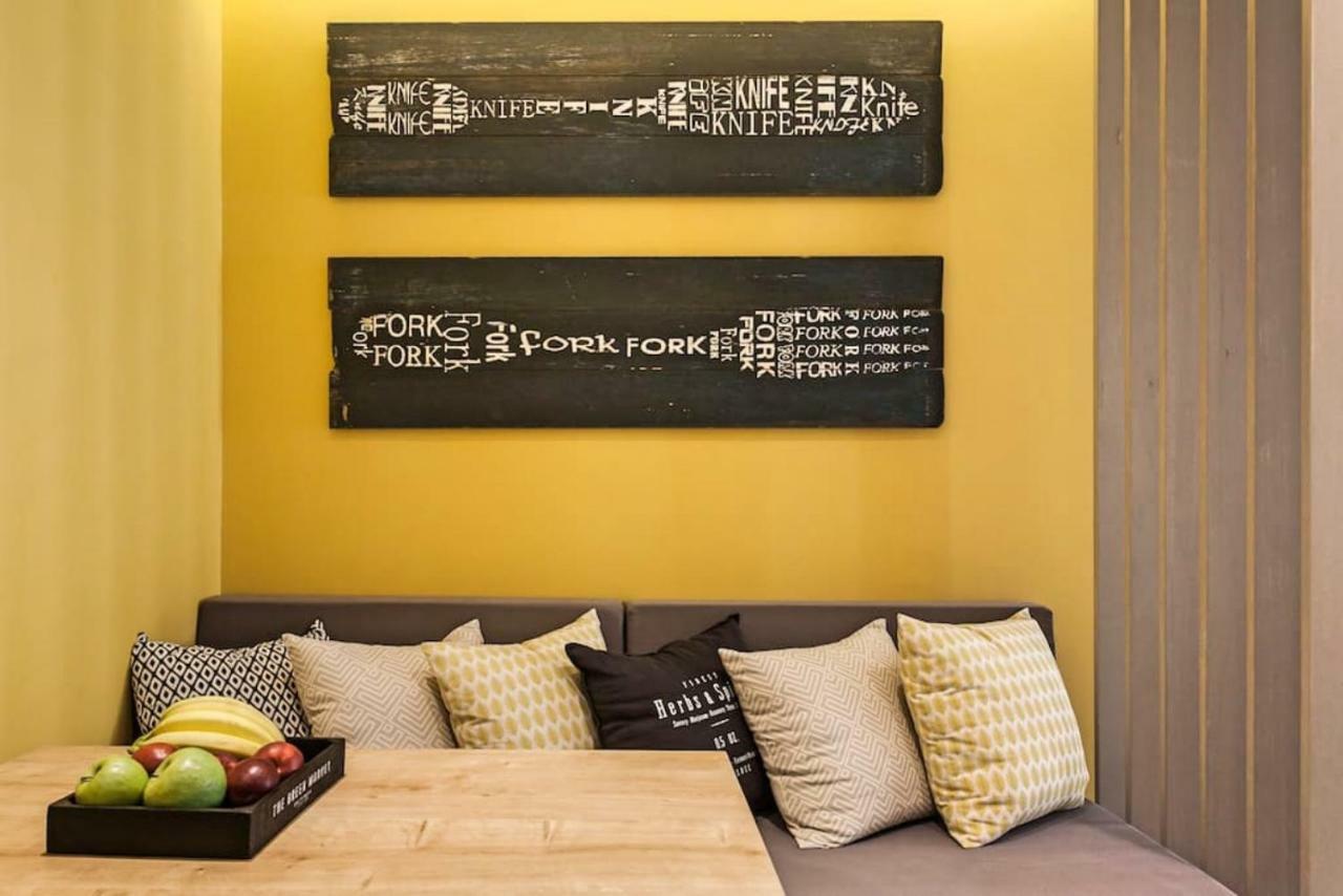 Modern Design Acropolis Flat Apartment